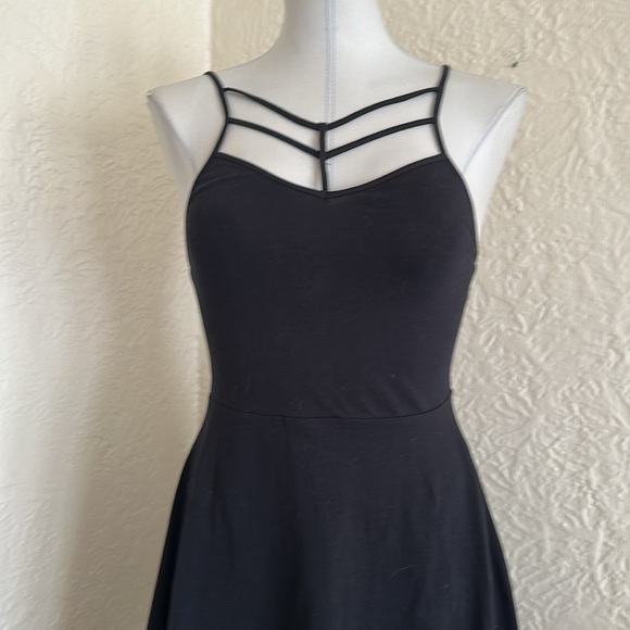 Express Black Strappy Skater Dress NWT Small - Picture 3 of 9